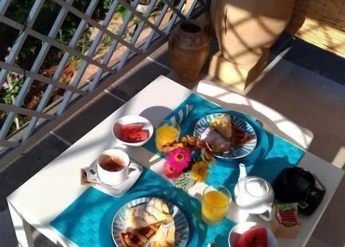 ベッド・アンド・ブレックファスト Corallo 4*