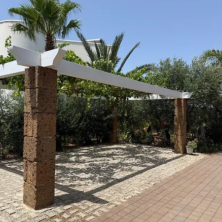 Corallo Bed & Breakfast 3*